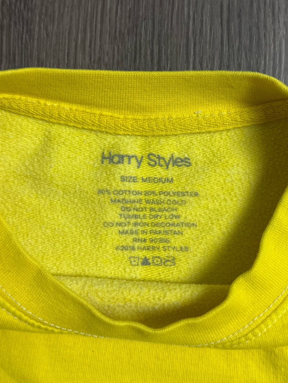 Harry Styles Kiwi I’m Having Your Baby Sweatshirt - Picture 5 of 5